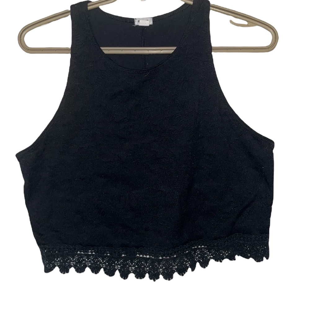 ✨ GARAGE✨ Crop top Size.Lg